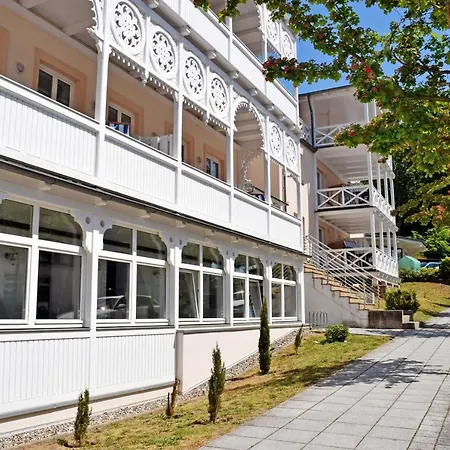 Fewo 19 Mit Strandkorb Und Balkon Sonneck Sellin (Rugen)